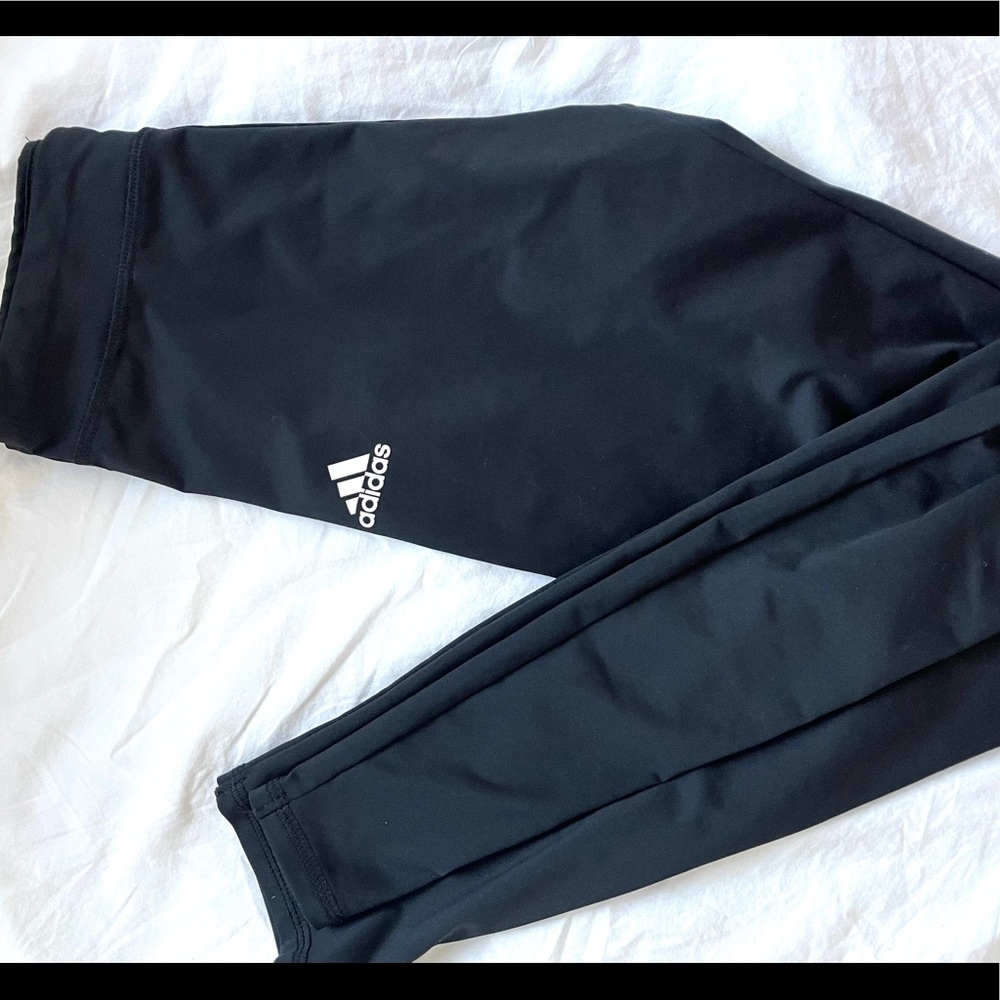 Adidas athletic leggings